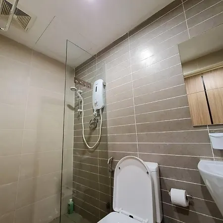 Lovely 4Paxs Kozi Square Comfort Studio Home 2B Kuching Exterior photo