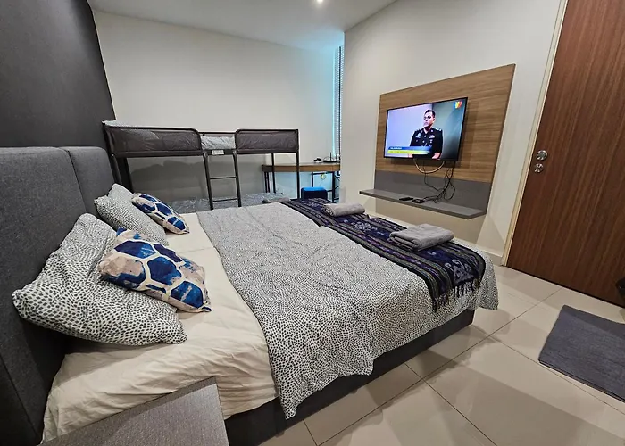 Lovely 4Paxs Kozi Square Comfort Studio Home 2B